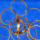 Imagen para el artículo titulado Descubren en una tumba rumana un alucinante tesoro antiguo de anillos de oro